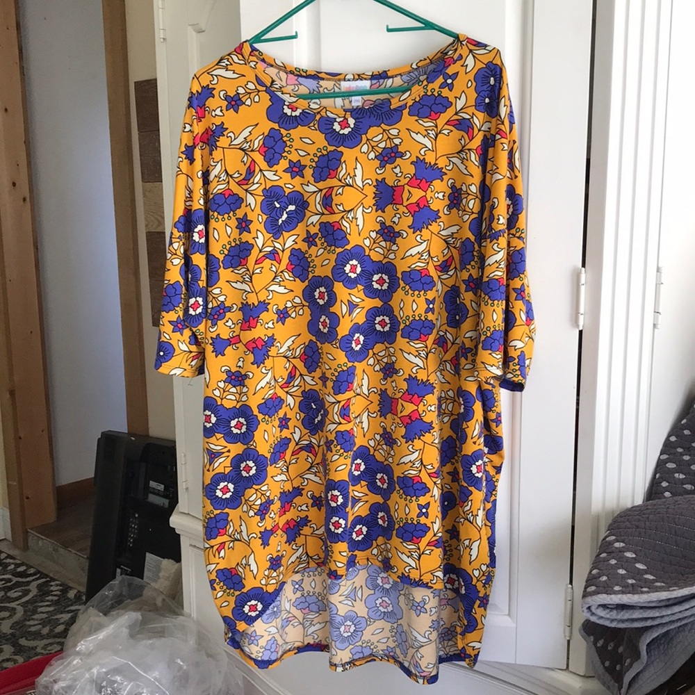 LulaRoe top